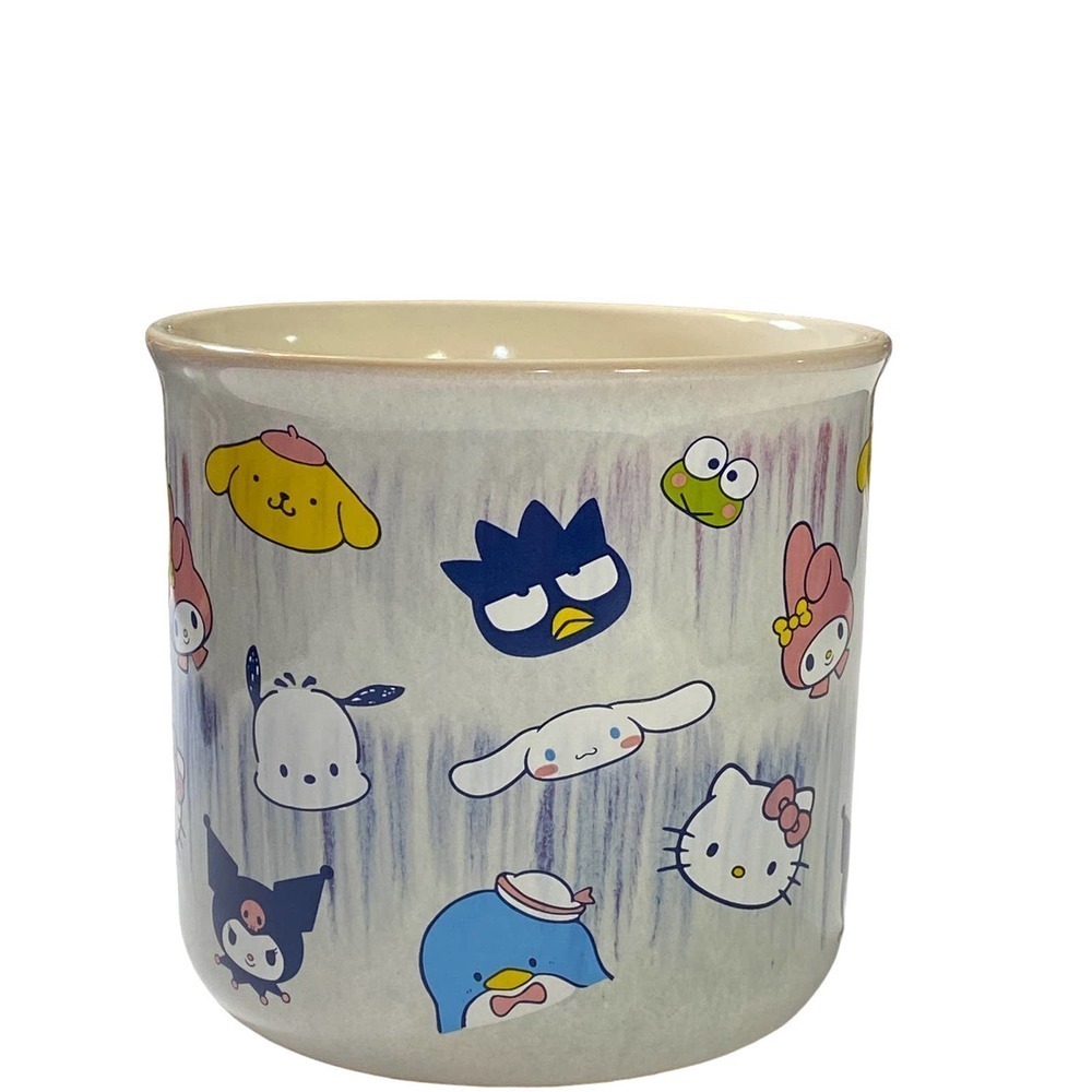 Unique NEW Hello Kitty & Sanrio Friends Ceramic 20 oz mug- no microwave - Picture 3 of 7
